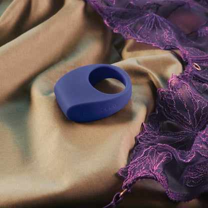 TOR 3 cockring vibrant de Lelo - Bleu foncé